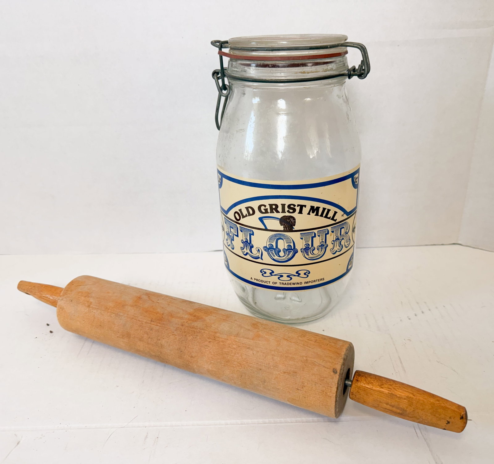 TRADEWIND IMPORTERS JAR AND WOODEN ROLLING PIN (1 of 3)