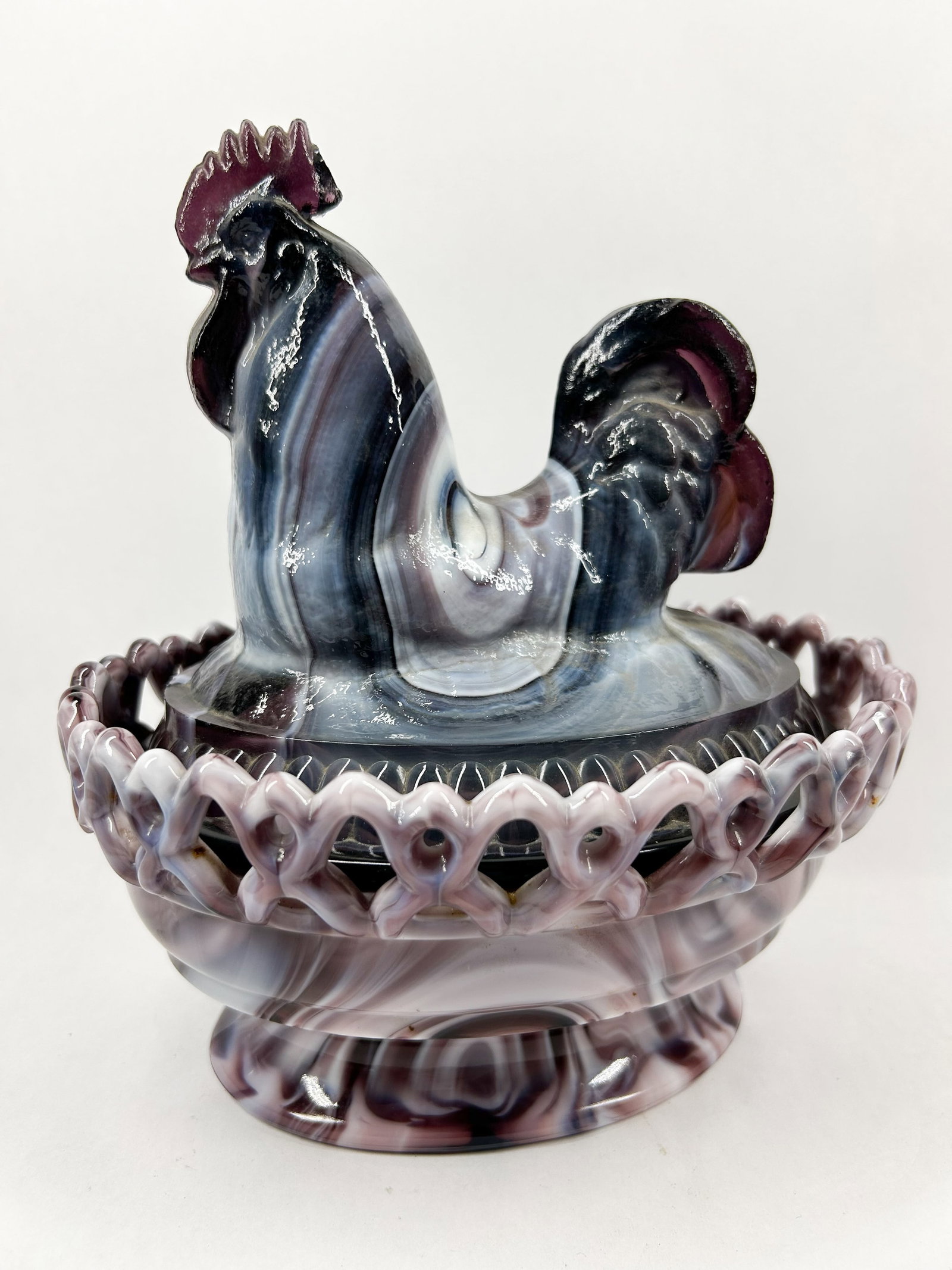 IMPERIAL PURPLE SLAG GLASS ROOSTER DISH (1 of 4)