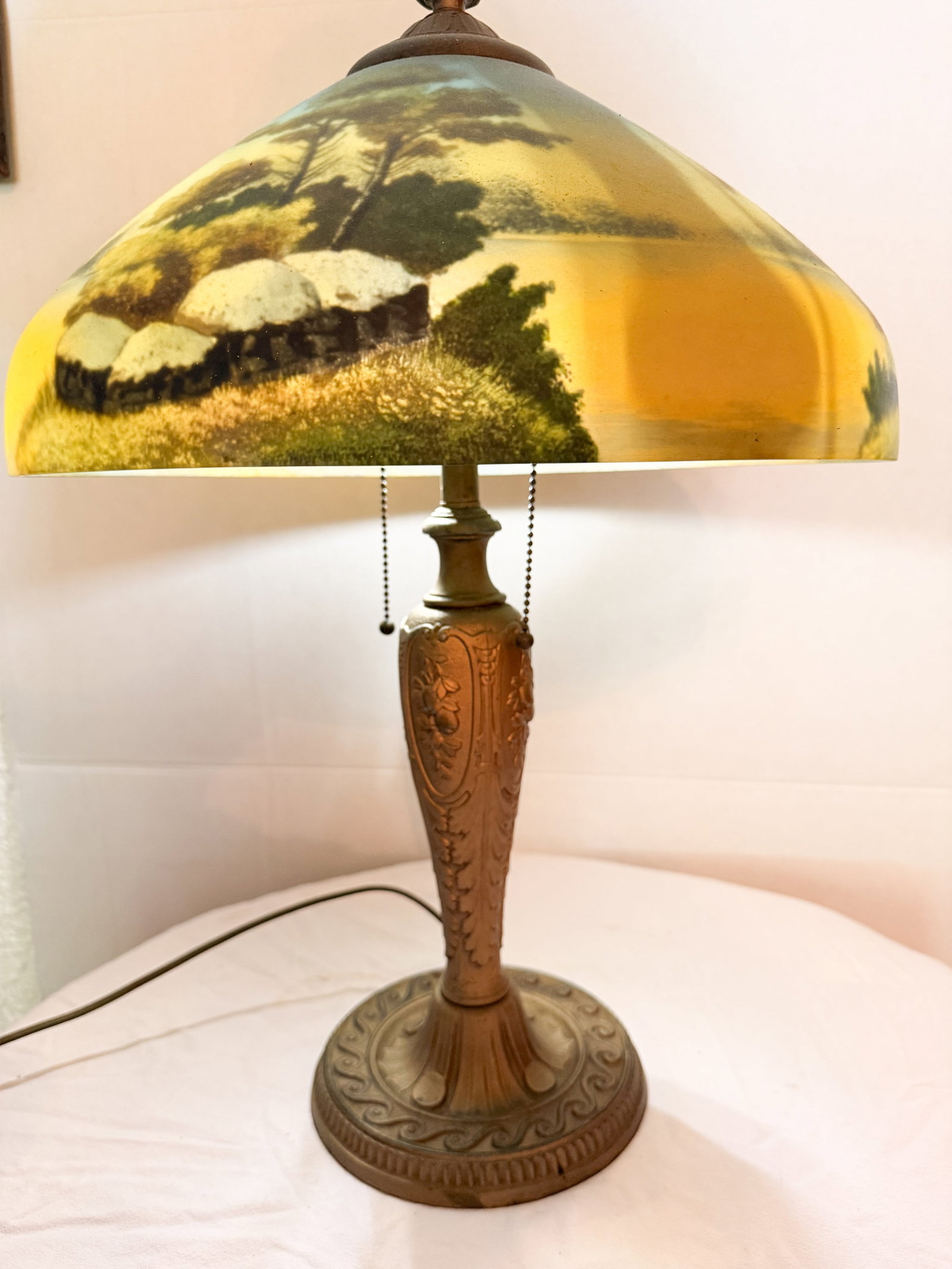 REVERSE PAINTED GLASS TABLE LAMP - 3