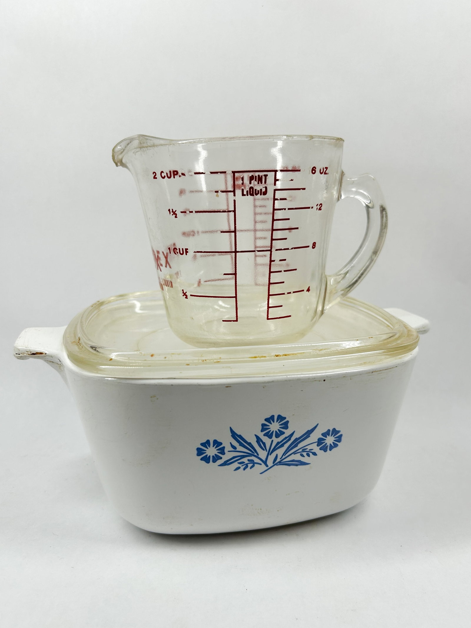 PYREX AND CW FLORAL KITCHENWARE (1 of 2)