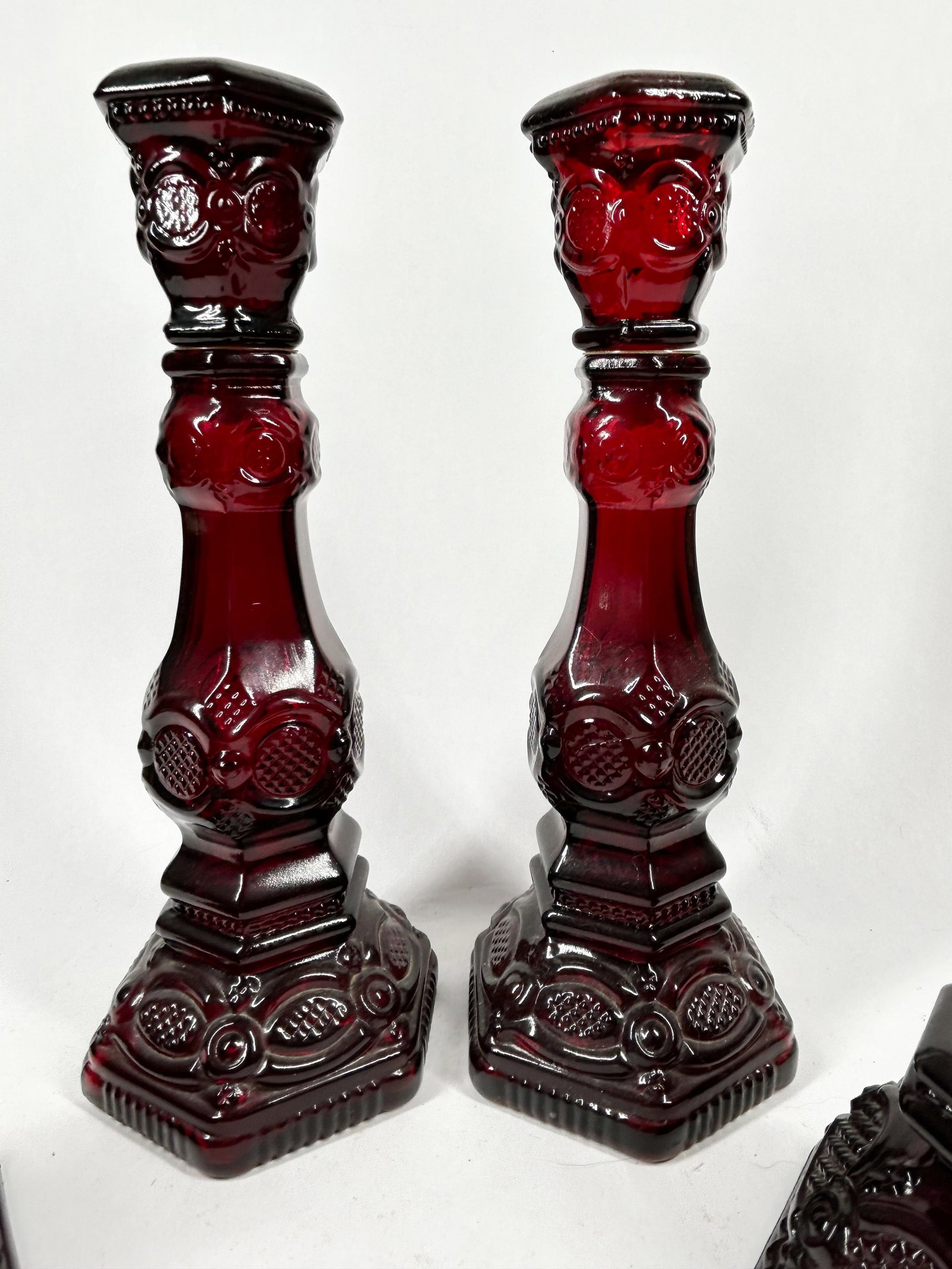 AVON CAPE COD RUBY GLASS, 1970S - 4