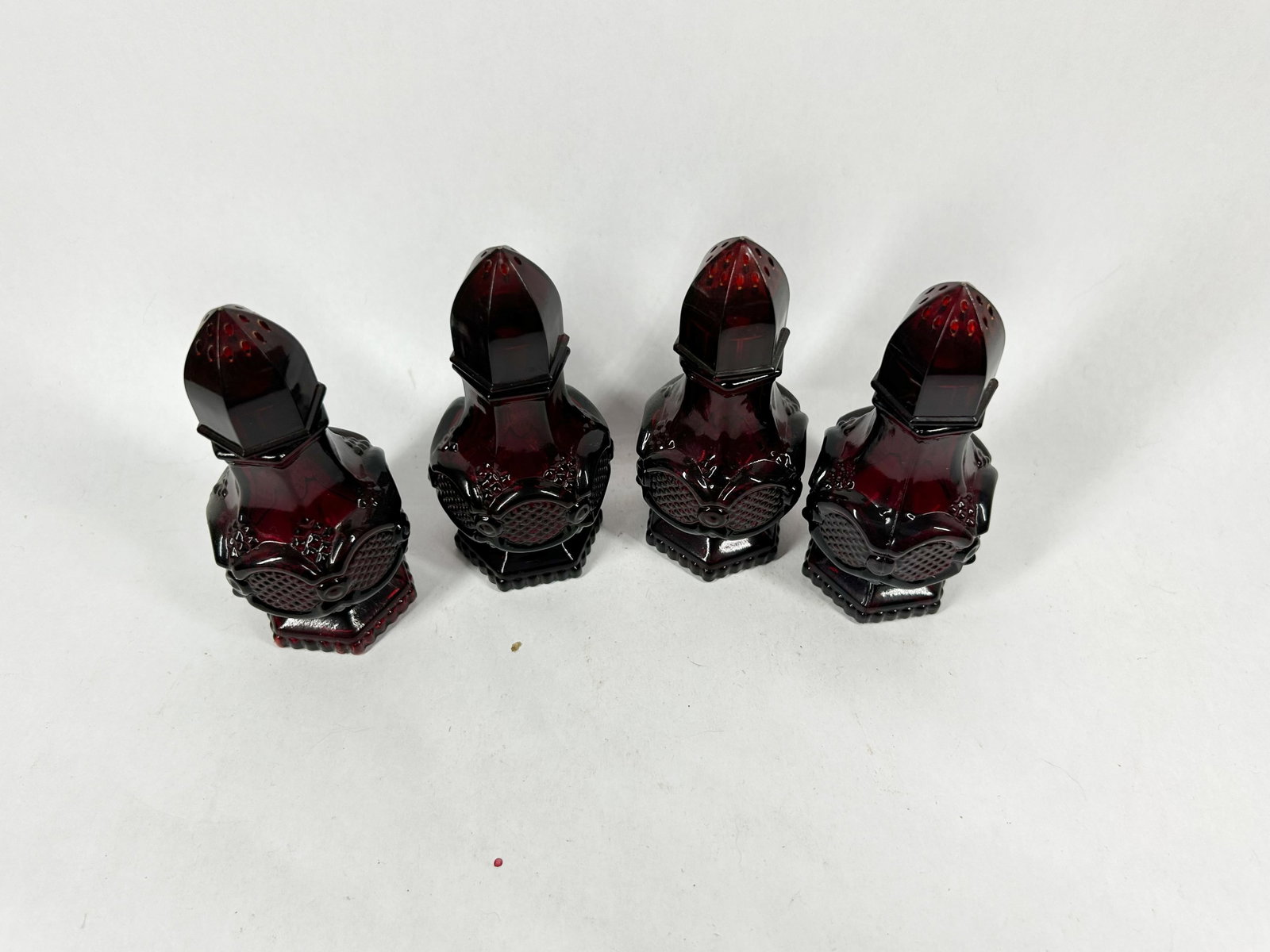AVON RUBY GLASS COLOGNE SET 1970S - 2