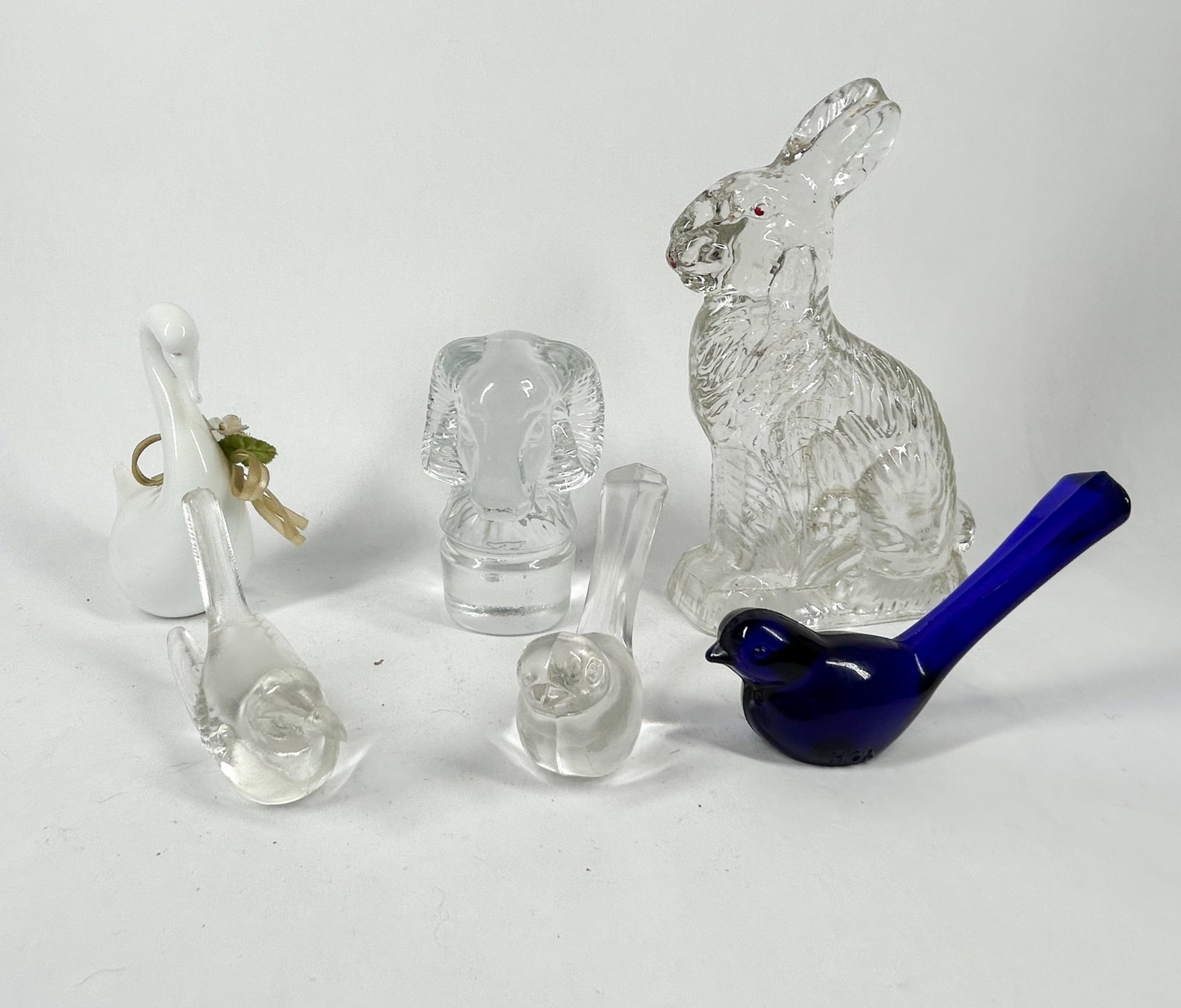 GLASS AND CERAMIC ANIMAL FIGURINES, 20TH CENTURY (1 of 5)