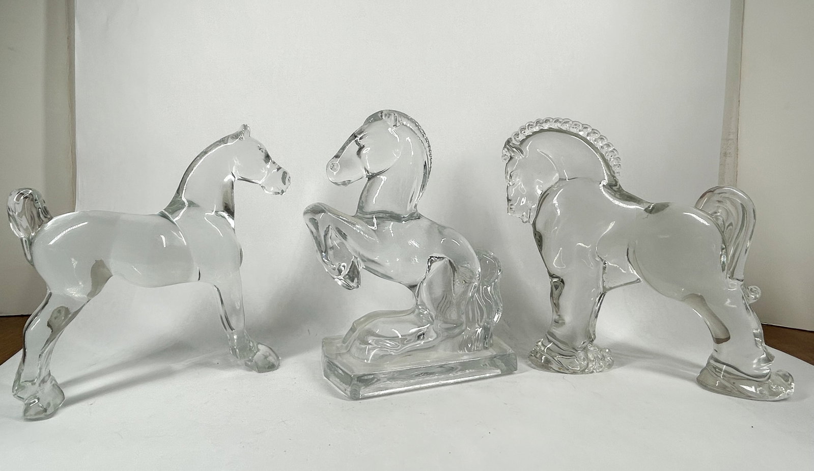 HEISEY HORSE FIGURINES (1 of 3)