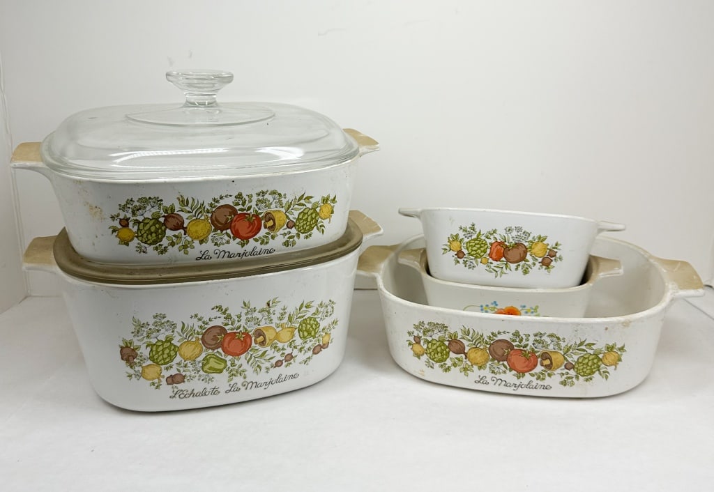 CORNING WARE PYROCERAM BAKING GROUP, 1970S (1 of 5)