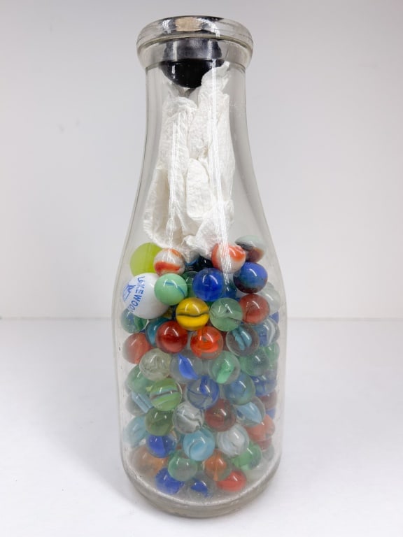 LINCOLN HIGHWAY DAIRY BOTTLE AND MARBLES (1 of 4)