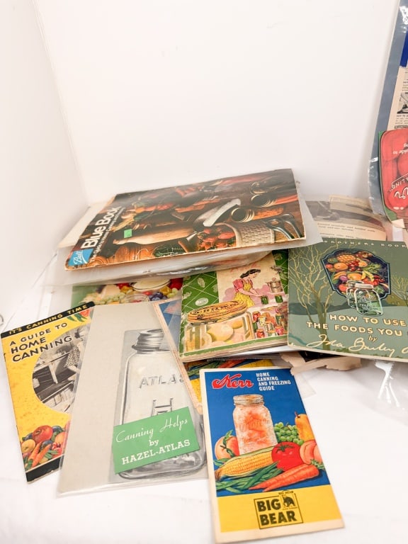 COLLECTION OF VINTAGE CANNING AND PRESERVATION BOOKLETS (1 of 2)