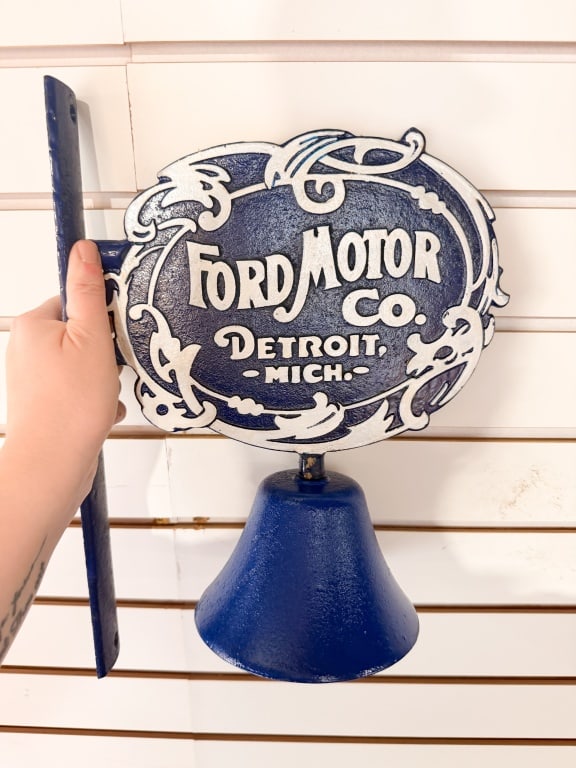 FORD MOTOR COMPANY CAST IRON BELL (1 of 2)