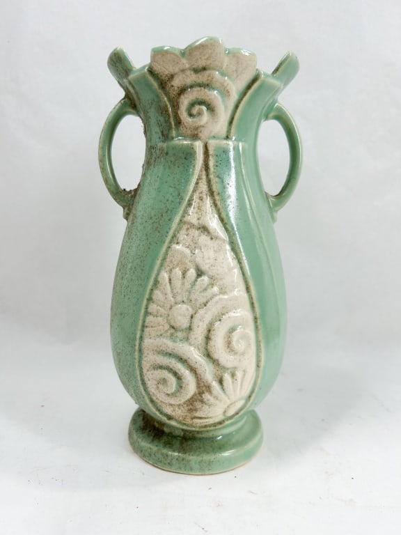 WELLER POTTERY GREEN EARTHENWARE VASE (1 of 4)
