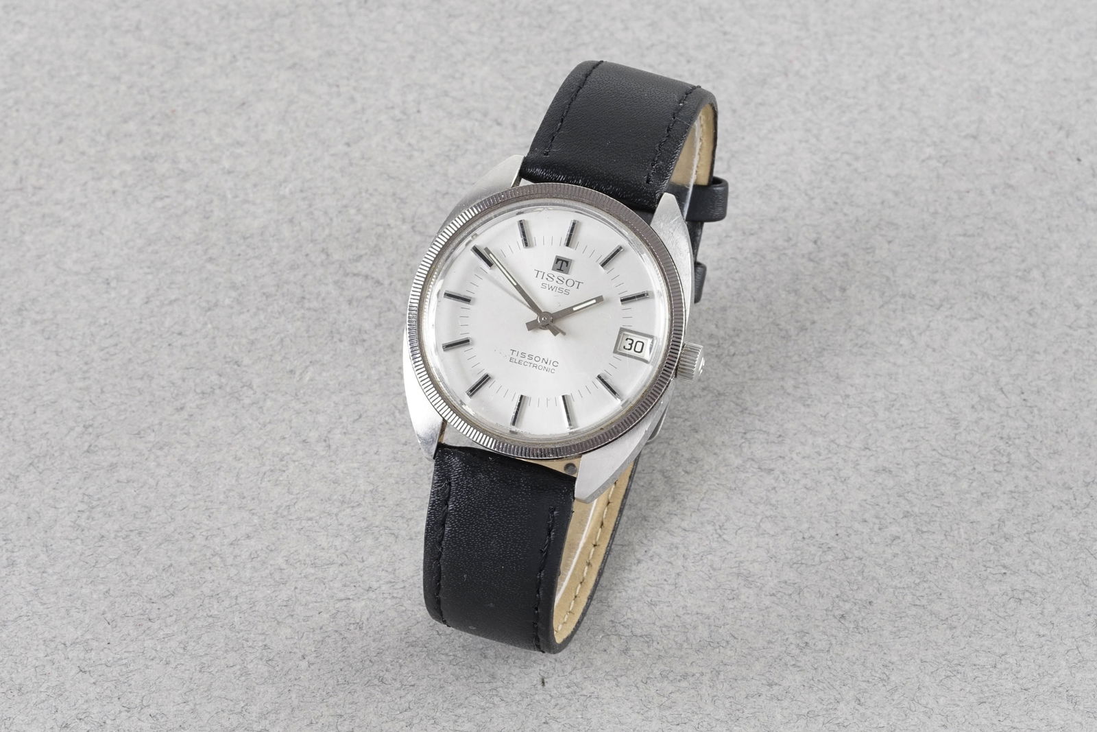 TISSOT TISSONIC ELECTRONIC DATE WRISTWATCH (1 of 4)