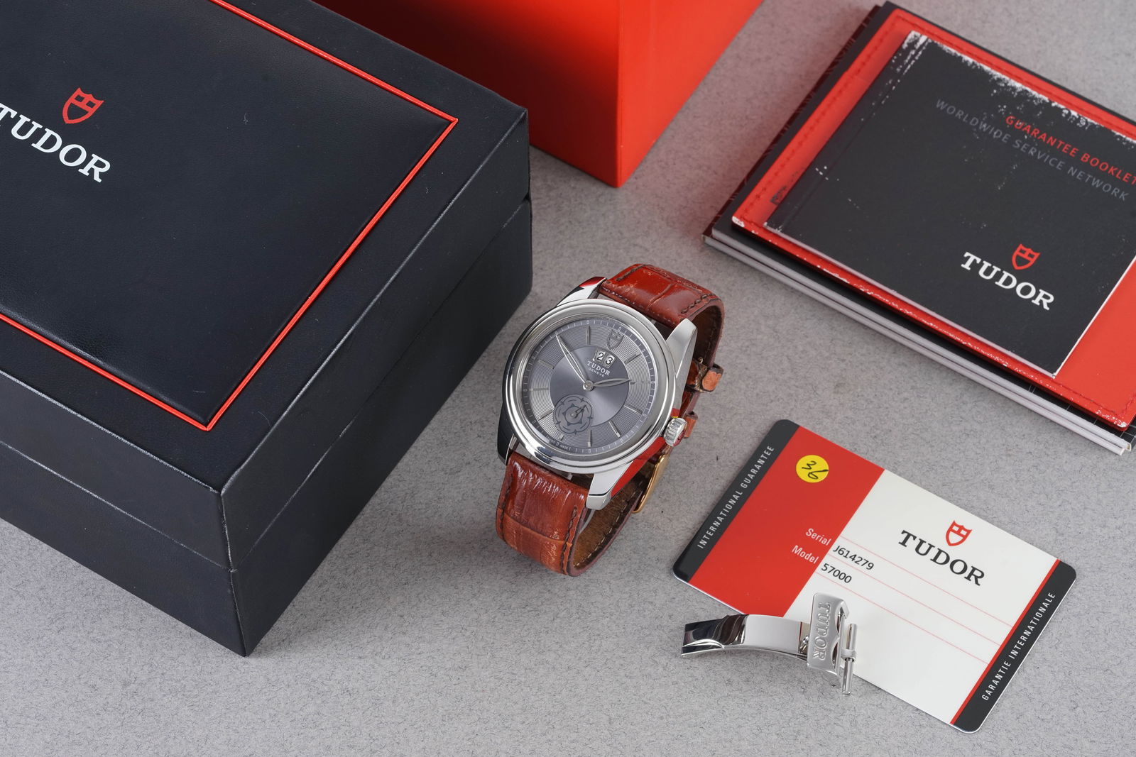 TUDOR GLAMOUR DATE W/ BOX & GUARANTEE CARD REF. 57000 CIRCA 2015 (1 of 5)