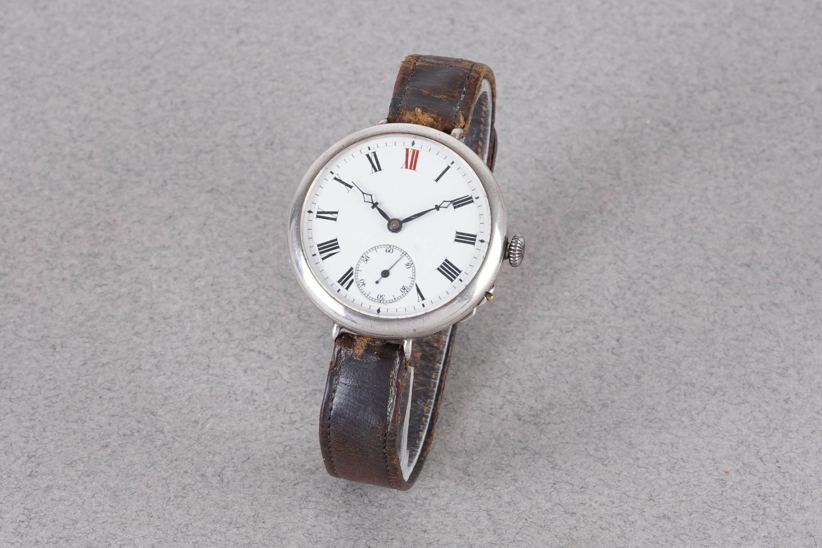 SILVER TRENCH WATCH BY LONGINES CIRCA 1909 (1 of 4)