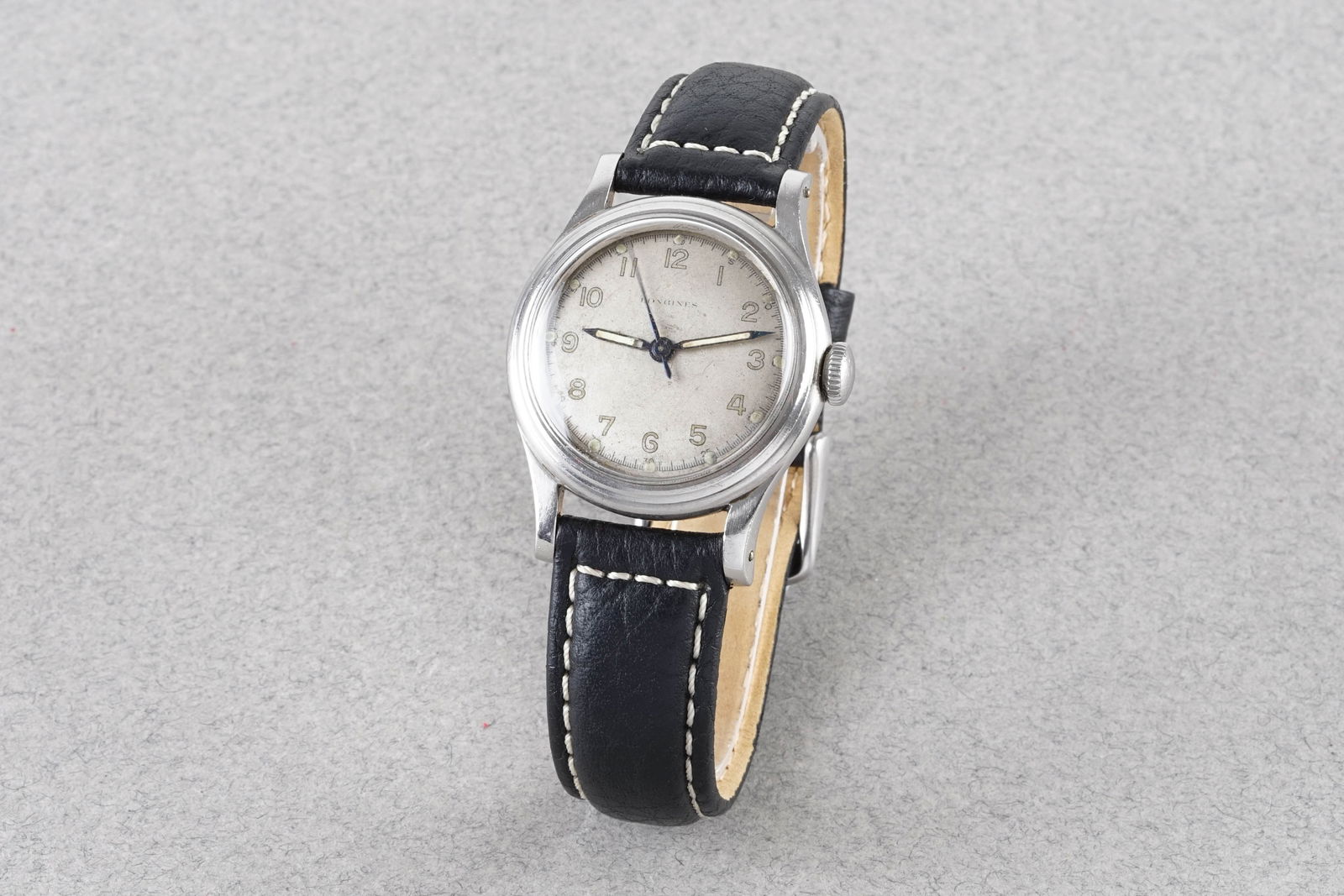LONGINES SEI TACCHE REF. 96 CIRCA 1946 (1 of 4)