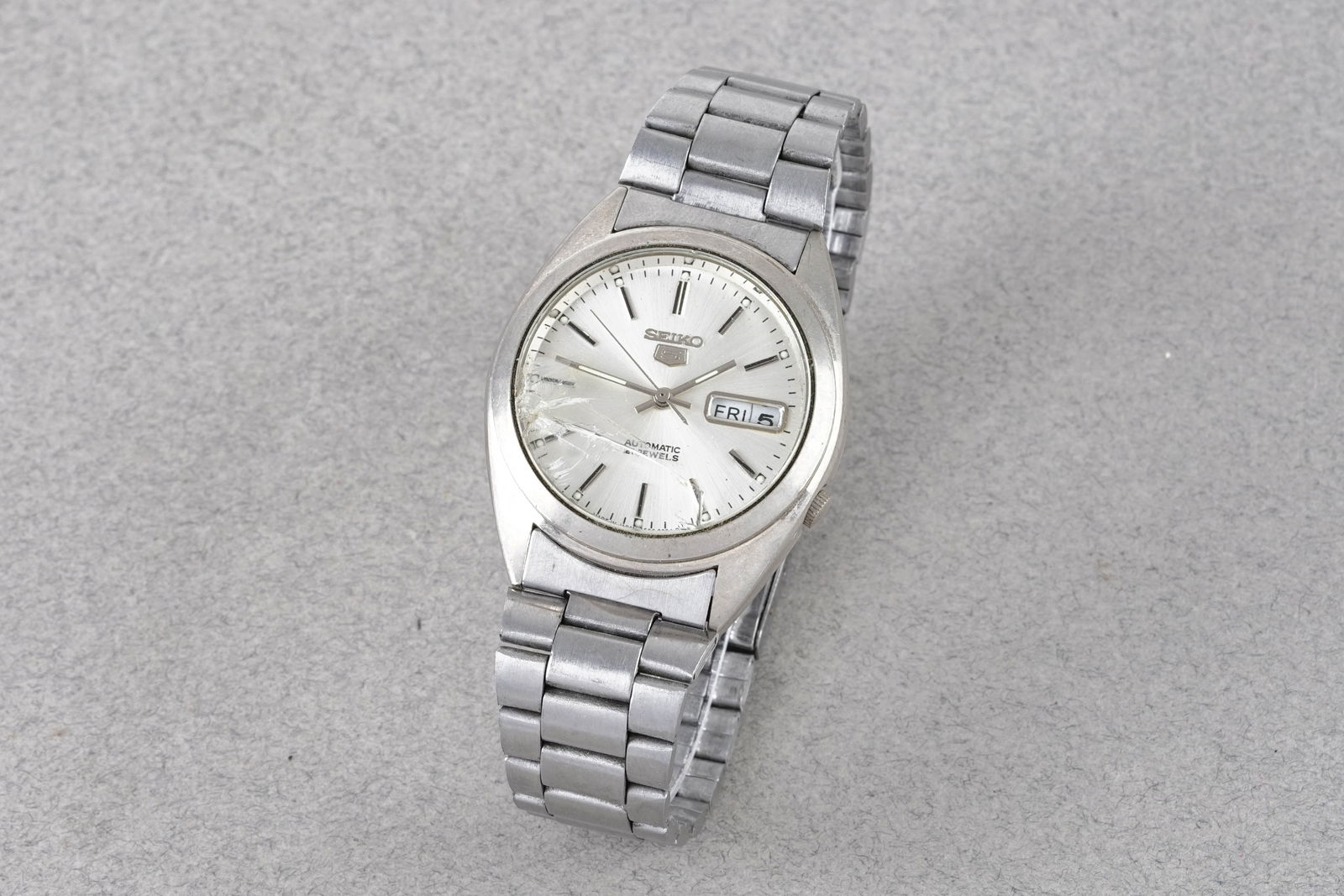 SEIKO 5 AUTOMATIC DAY DATE REF. 7009-3040 (1 of 1)