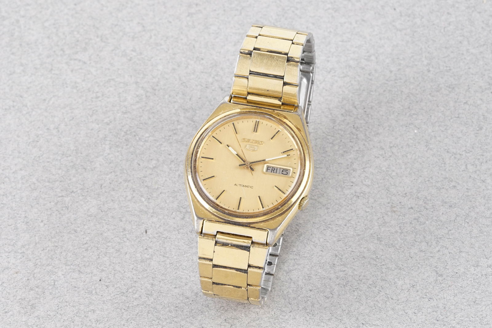 SEIKO 5 AUTOMATIC DAY DATE REF. 7009-3140 (1 of 2)