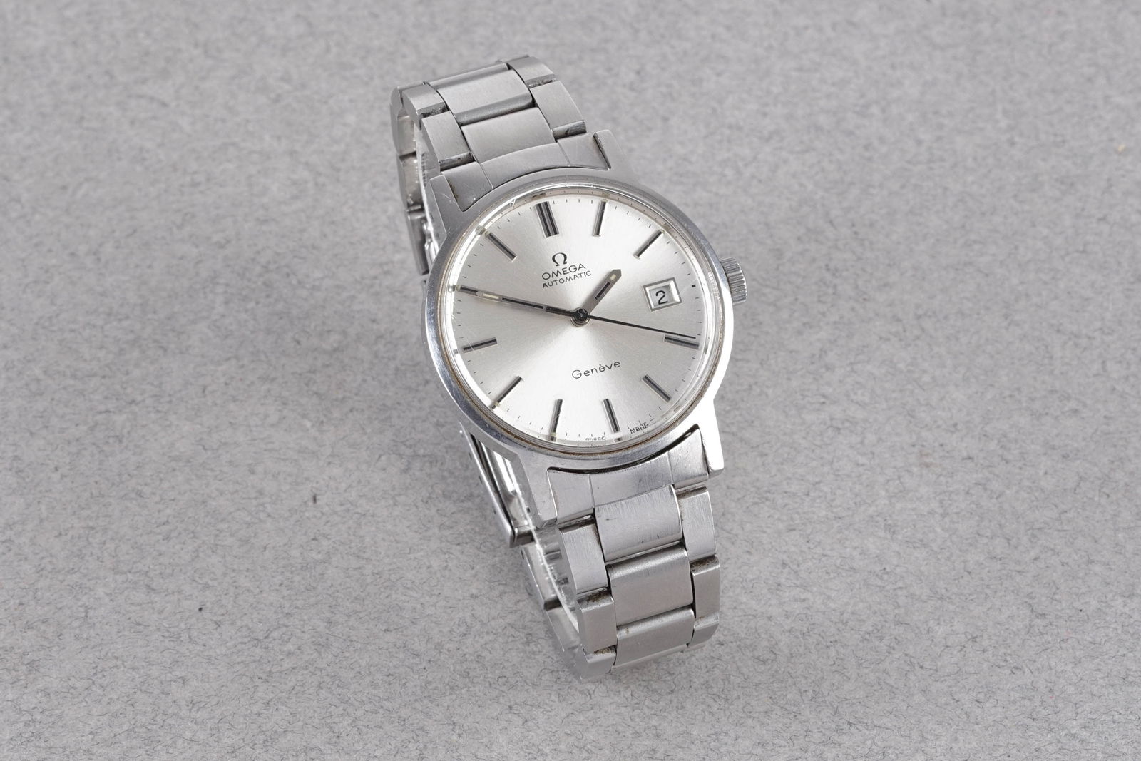 OMEGA AUTOMATIC GENEVE DATE WRISTWATCH - 2