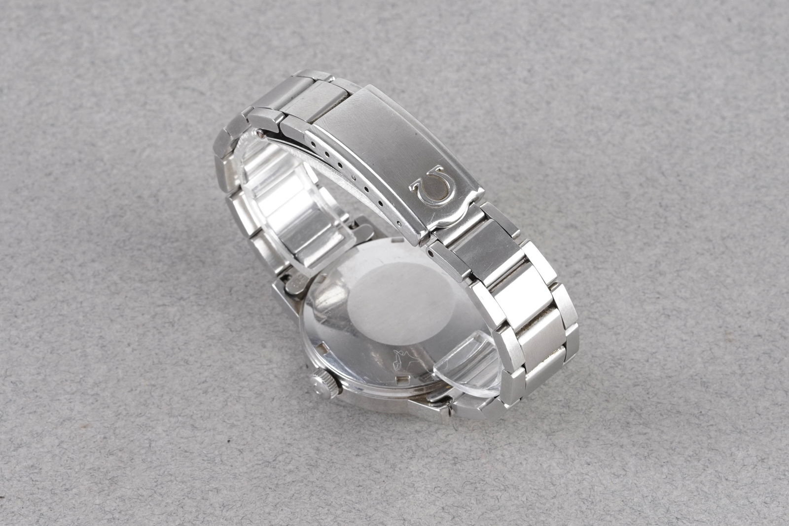 OMEGA AUTOMATIC GENEVE DATE WRISTWATCH - 4