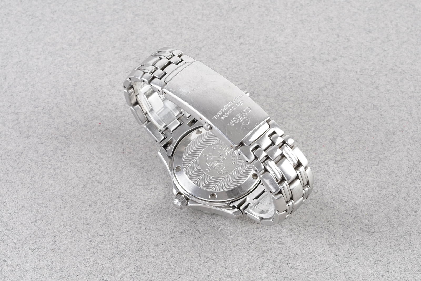 OMEGA SEAMASTER 300 W/ GUARANTEE CARD REF. 25528000 CIRCA 1995 - 5