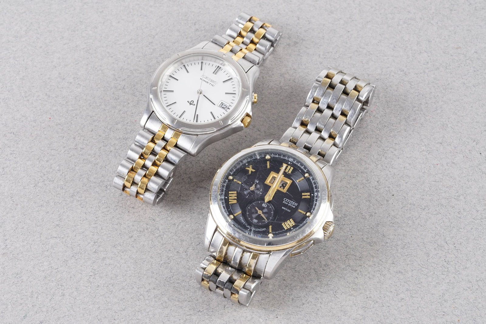 *TO BE SOLD WITHOUT RESERVE* PAIR OF WATCHES INCL. SEIKO CITIZEN ECO DRIVE: *TO BE SOLD WIHTOUT RESERVE* PAIR OF WATCHES INCL. SEIKO CITIZEN ECO DRIVE, both untested sold as not currently running.