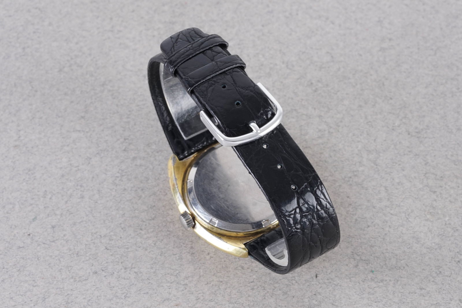 ROTARY DATE WRISTWATCH - 4