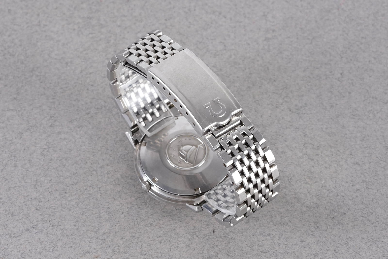 OMEGA CONSTELLATION AUTOMATIC CHRONOMETER DATE REF. 168.004 - 4