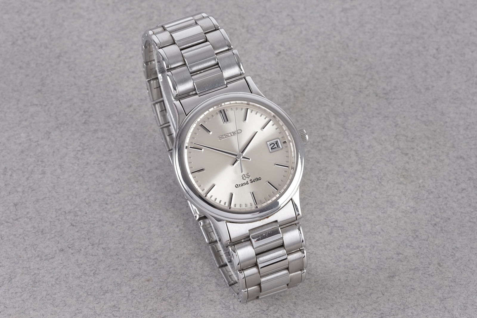 GRAND SEIKO DATE W/ EXTRA LINKS REF. 9587-7010 - 2
