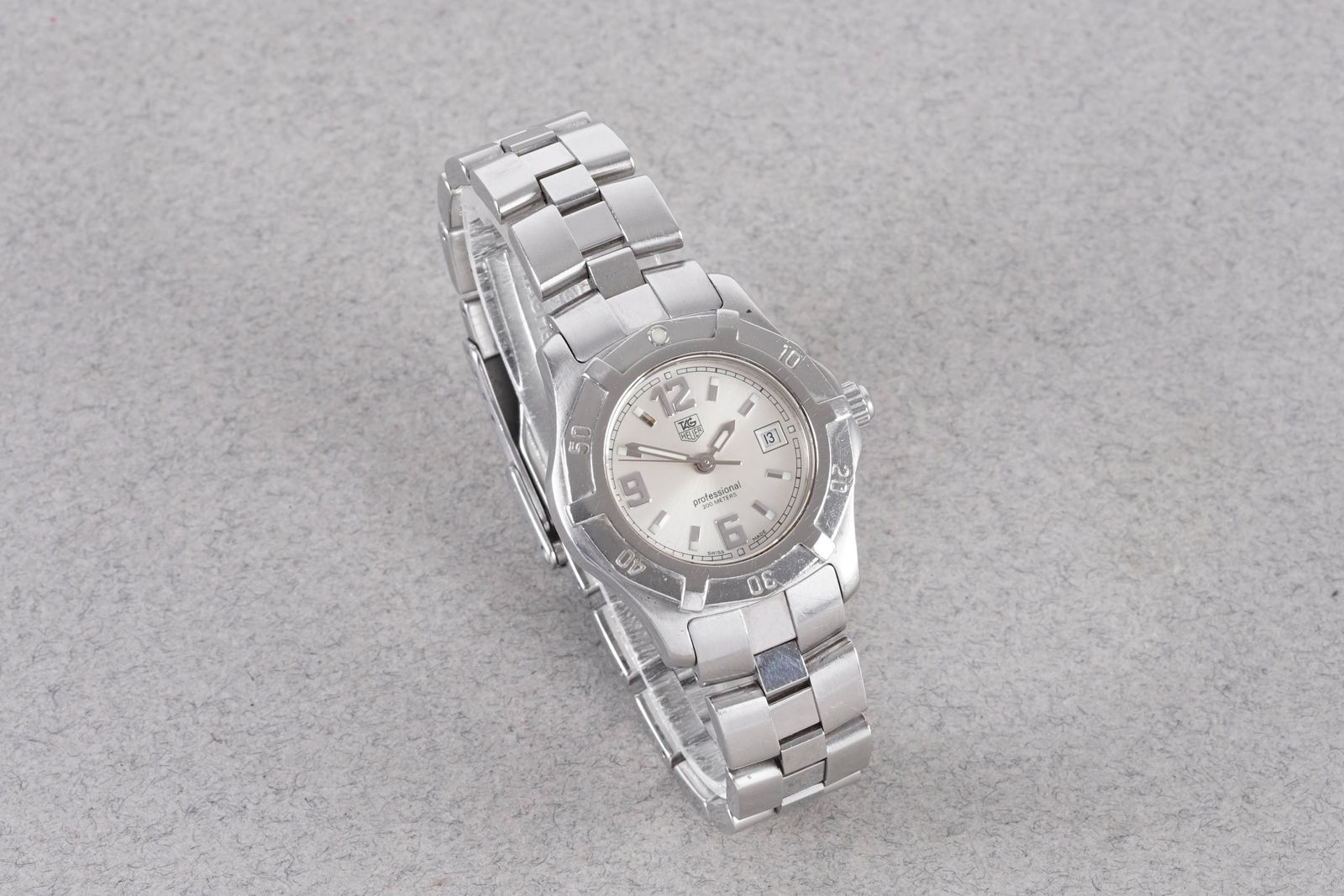 TAG HEUER PROFESSIONAL DATE W/ CASE REF. WN131C - 3