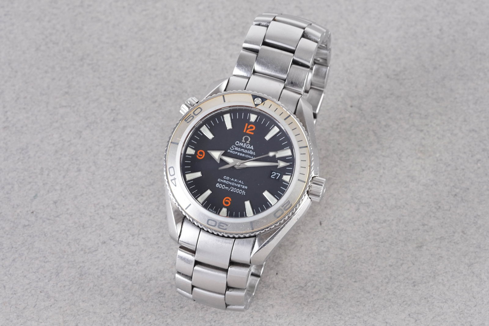 OMEGA SEAMASTER PLANET OCEAN PROFESSIONAL CO-AXIAL CHRONOMETER W/ GUARANTEE CARD REF. 2209.50 CIRCA - 2