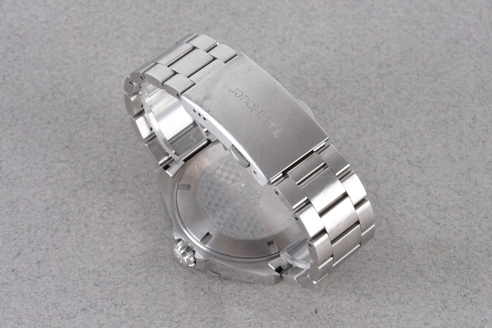 TAG HEUER FORMULA 1 DATE W/ BOX REF. WAZ1010 - 5