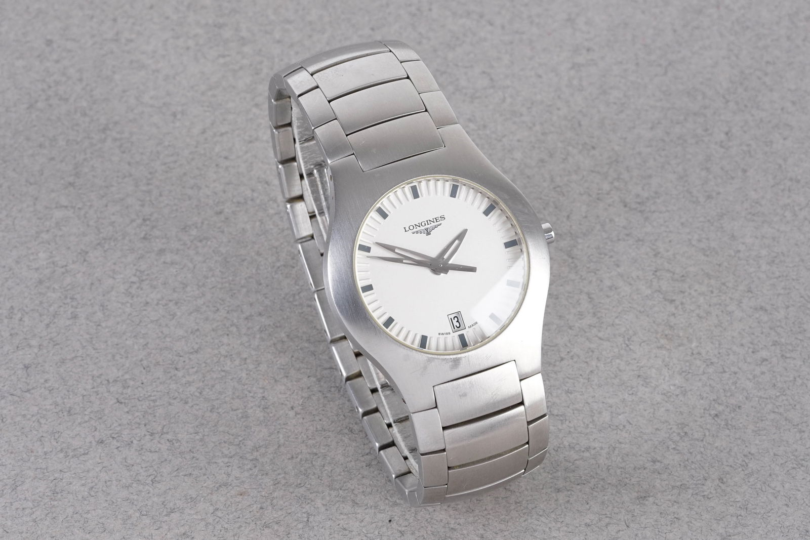 LONGINES OPOSITION DATE W/ BOX & GUARANTEE PAPERS REF. L36174 CIRCA 2000 - 3