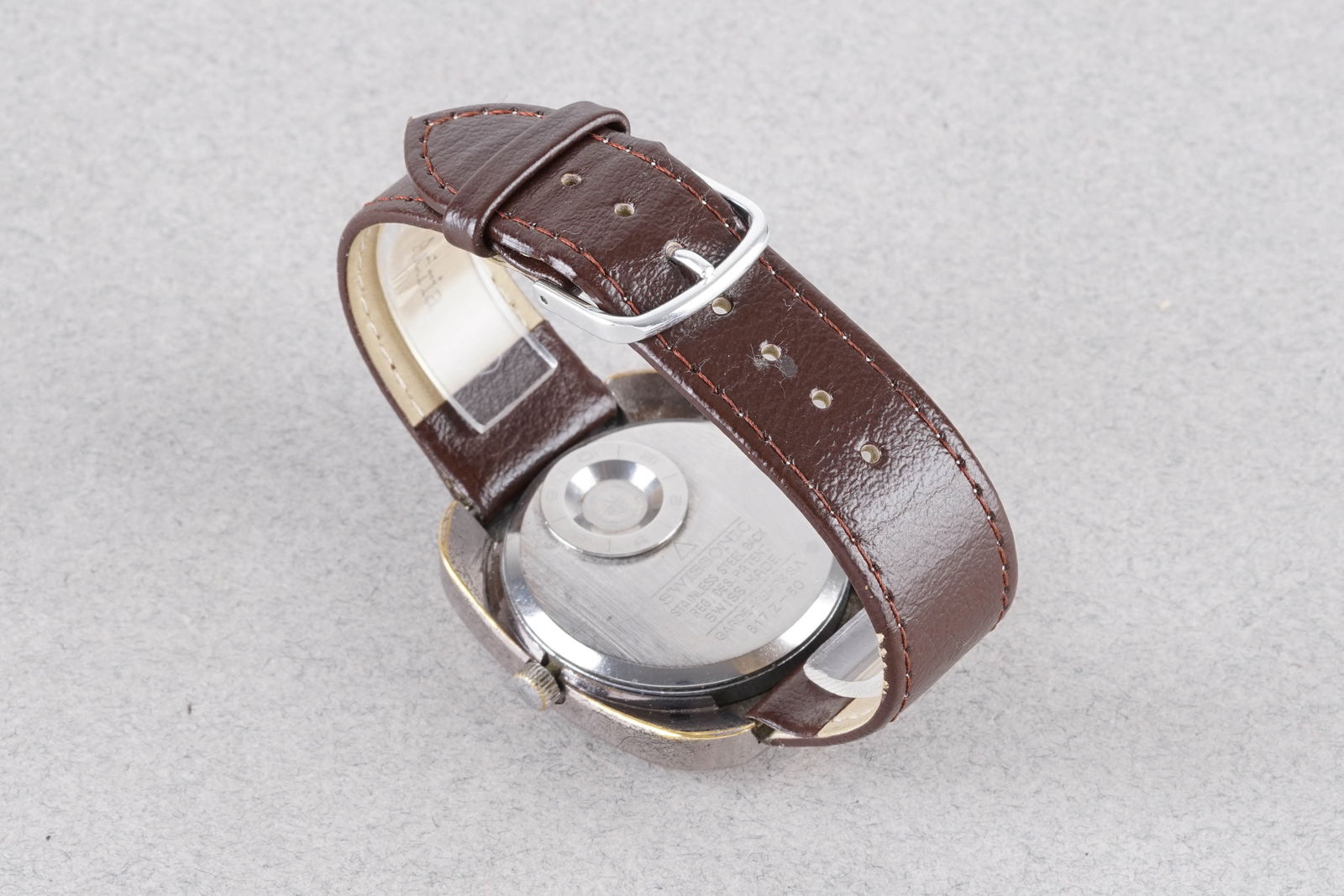 AVIA ELECTRONIC SWISSONIC DATE WRISTWATCH - 4