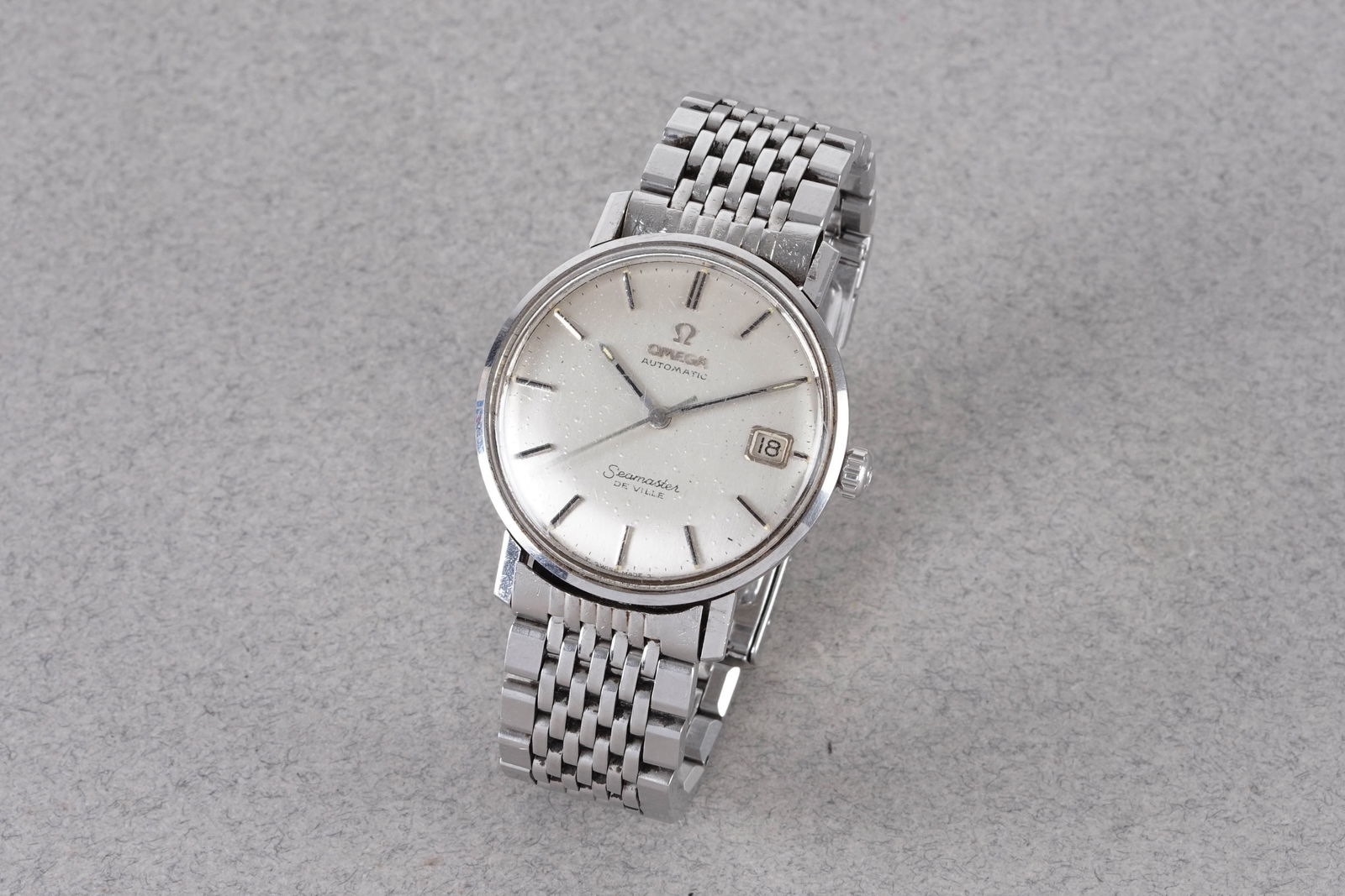 OMEGA SEAMASTER DE VILLE DATE AUTOMATIC WRISTWATCH (1 of 4)