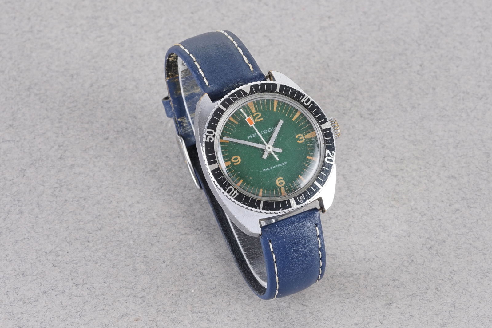 HELICON SHOCKPROOF SKIN DIVER WRISTWATCH - 2