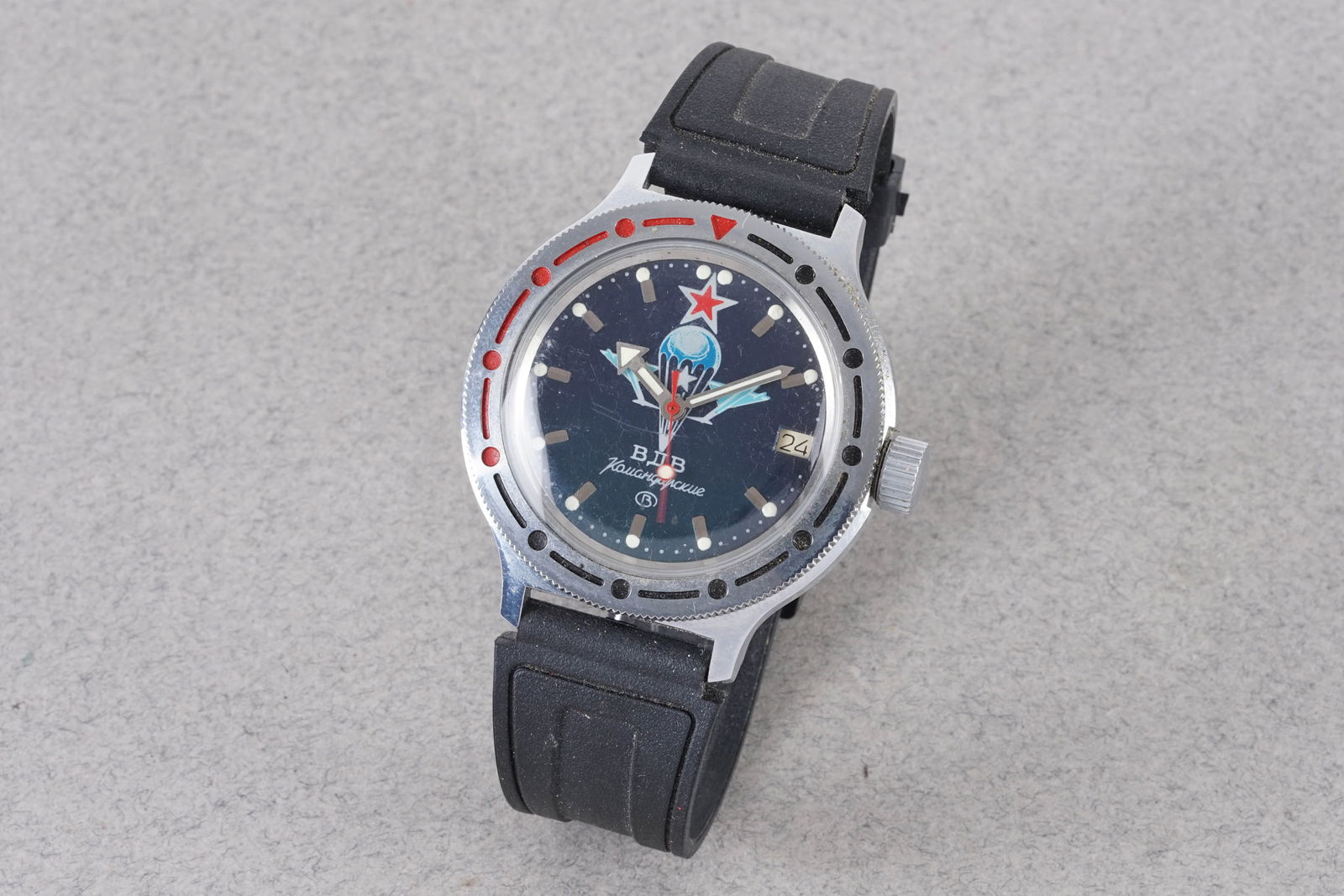 VOSTOK KOMANDIRSKIE SOVIET UNION RUSSIAN MILITARY USSR WRISTWATCH (1 of 4)