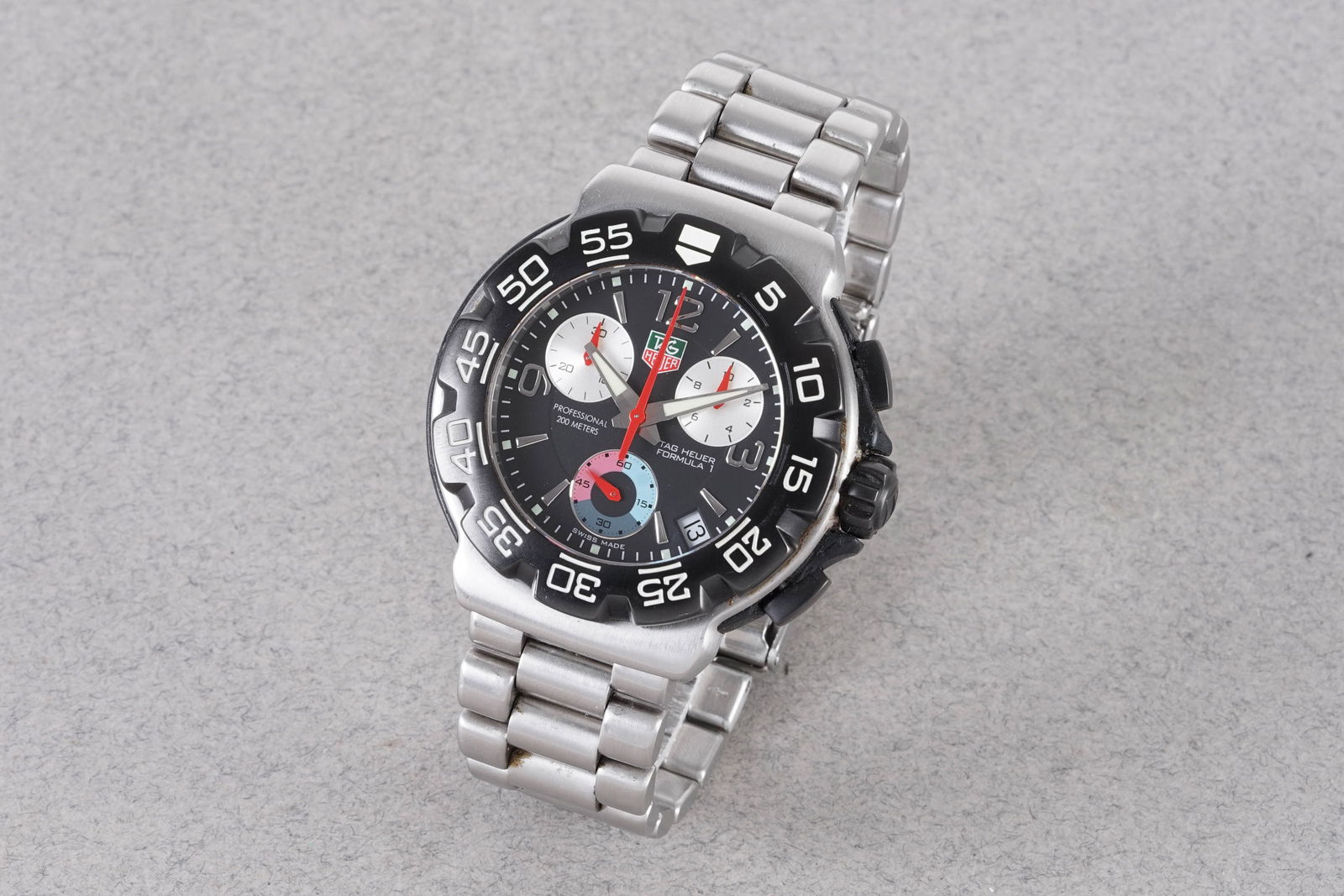TAG HEUER PROFESSIONAL FORMULA 1 DATE W/ BOX REF. CAC1110-0 - 2