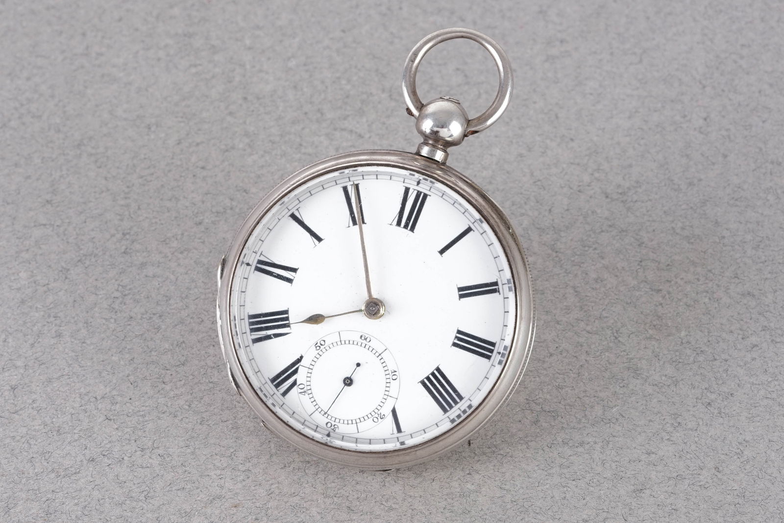 WALTHAM 925 STERLING SILVER POCKET WATCH CIRCA 1879: WALTHAM 925 STERLING SILVER POCKET WATCH CIRCA 1879, this watch is fitted with a circular white dial with roman numeral hour markers and hands. The 52mm sterling silver case dated 1879. Inside is a