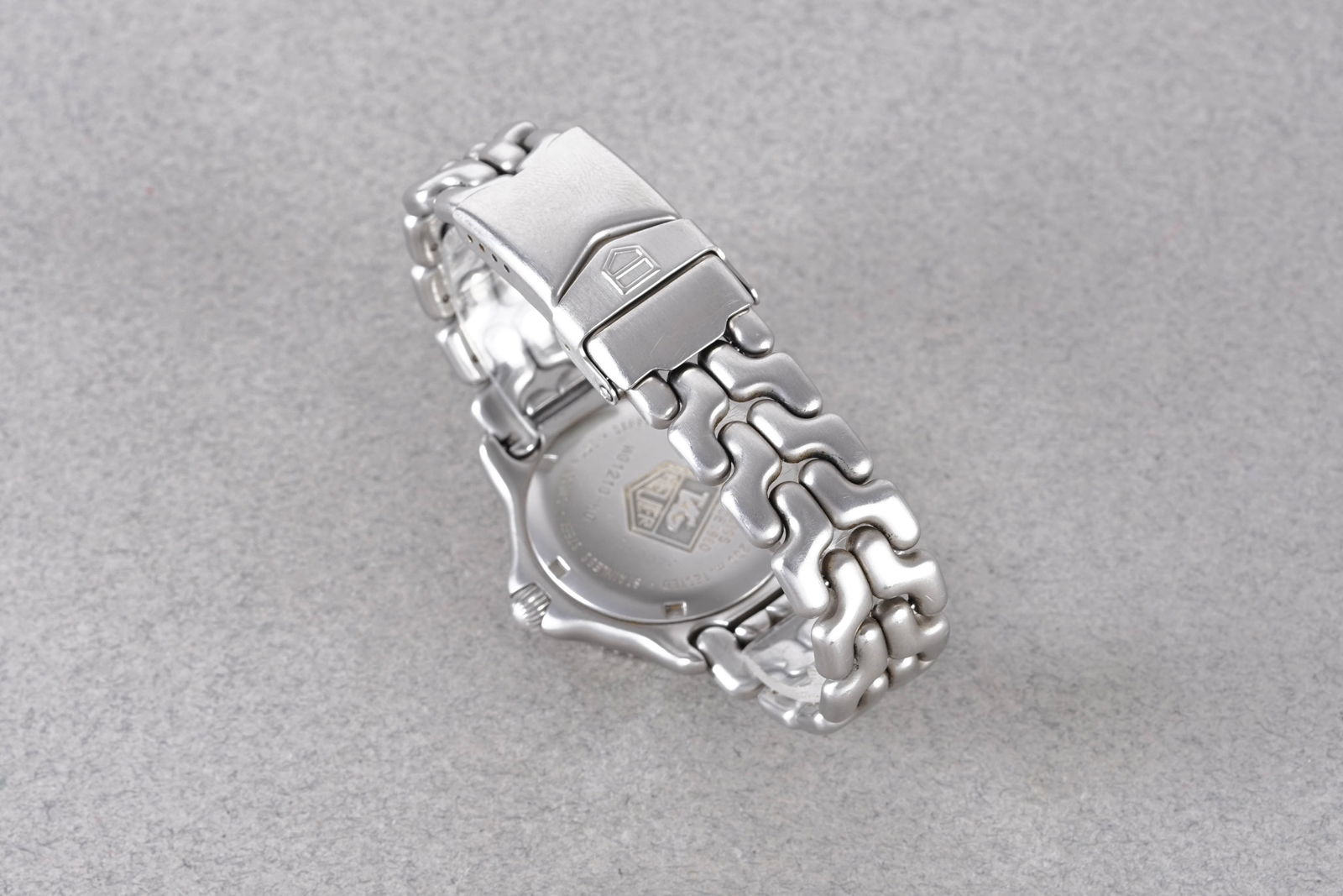 TAG HEUER PROFESSIONAL 200 METERS DATE REF. WG1213-K0 - 4