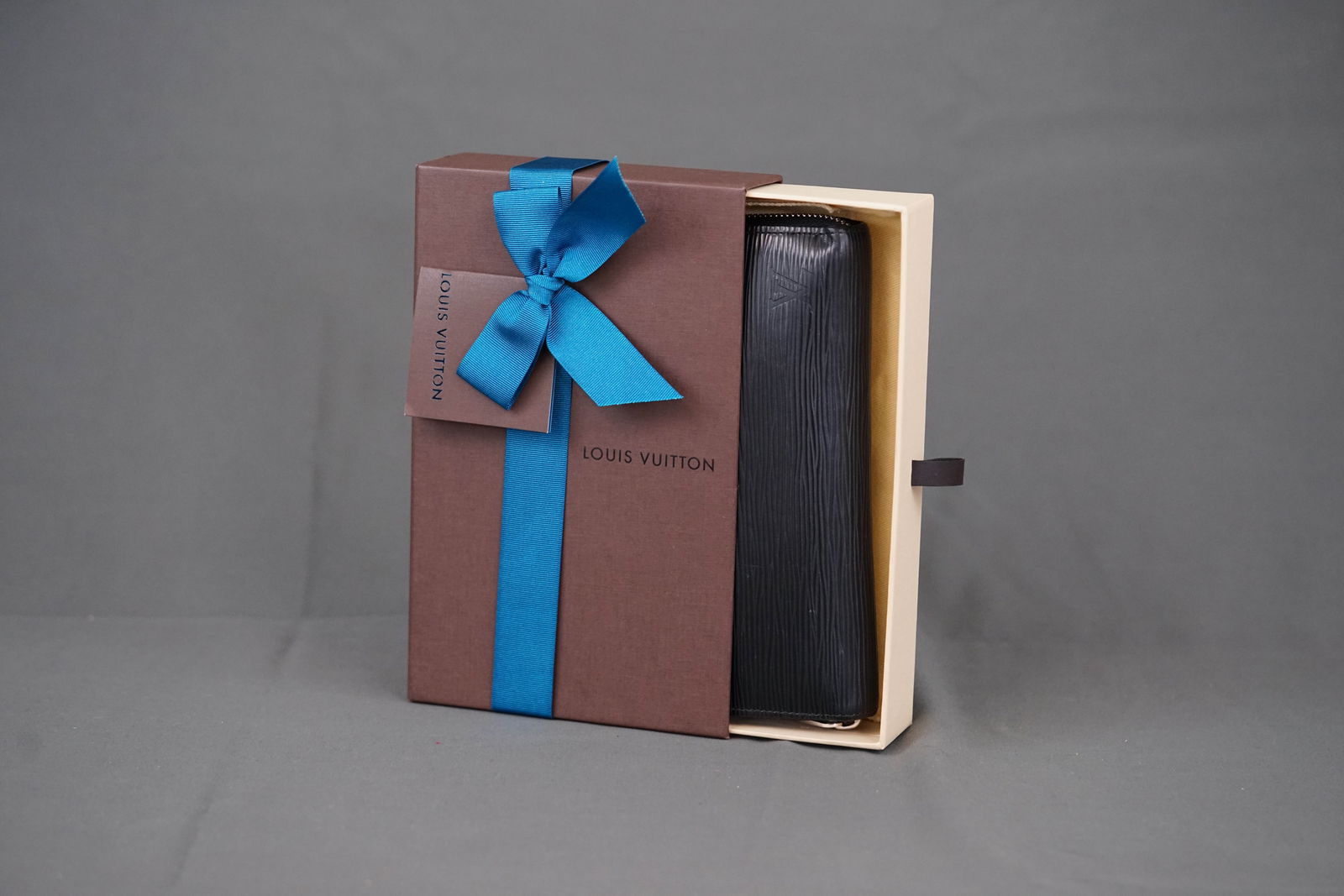 LOUIS VUITTON EPI ZIPPY WALLET W/ BOX DUST COVER & PAPERS - 2