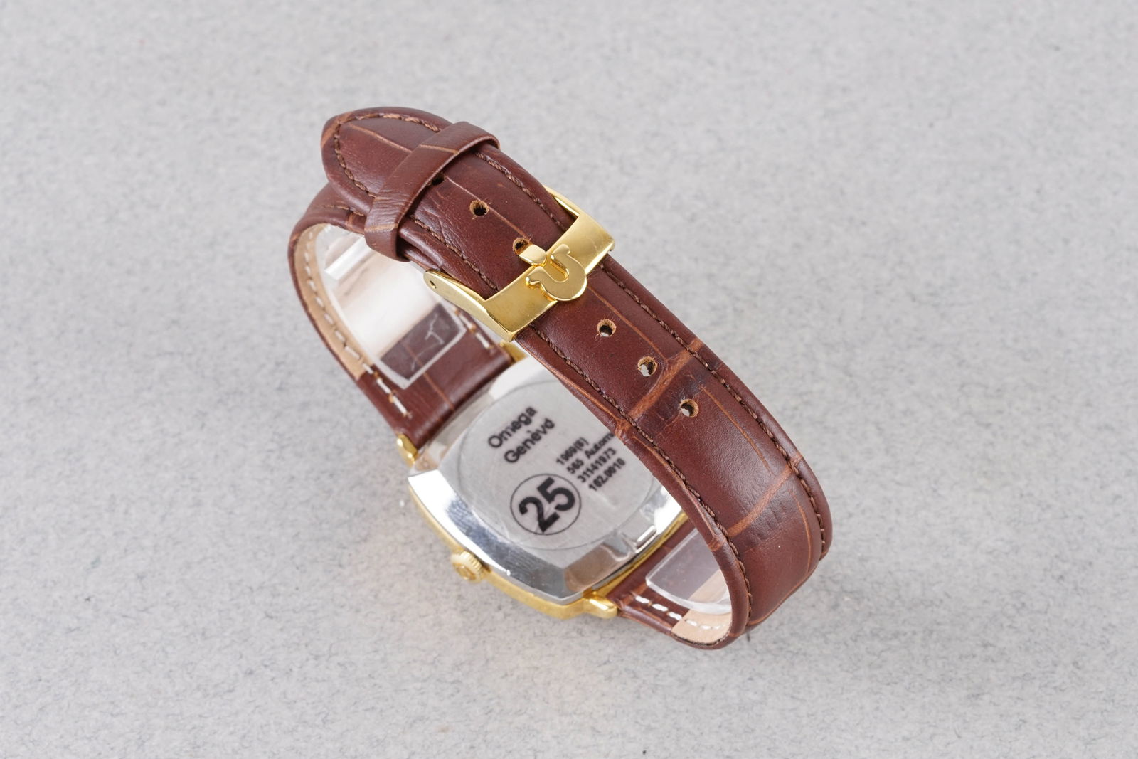 OMEGA GENEVE AUTOMATIC DATE GOLD PLATED WRISTWATCH CIRCA 1969 - 4