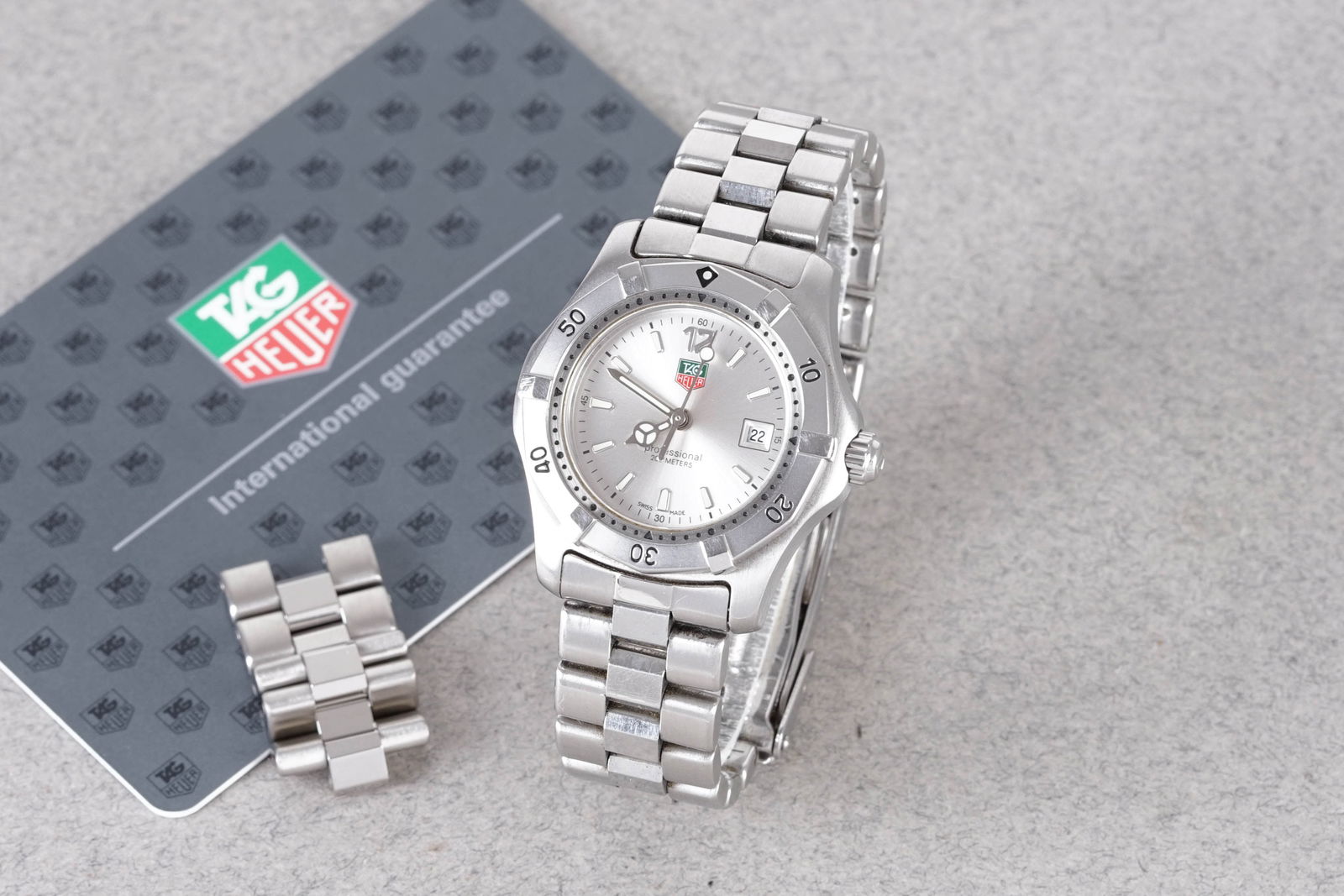 TAG HEUER PROFESSIONAL DATE W/ GUARANTEE CARD REF. WK1312-1 CIRCA 2004 - 2