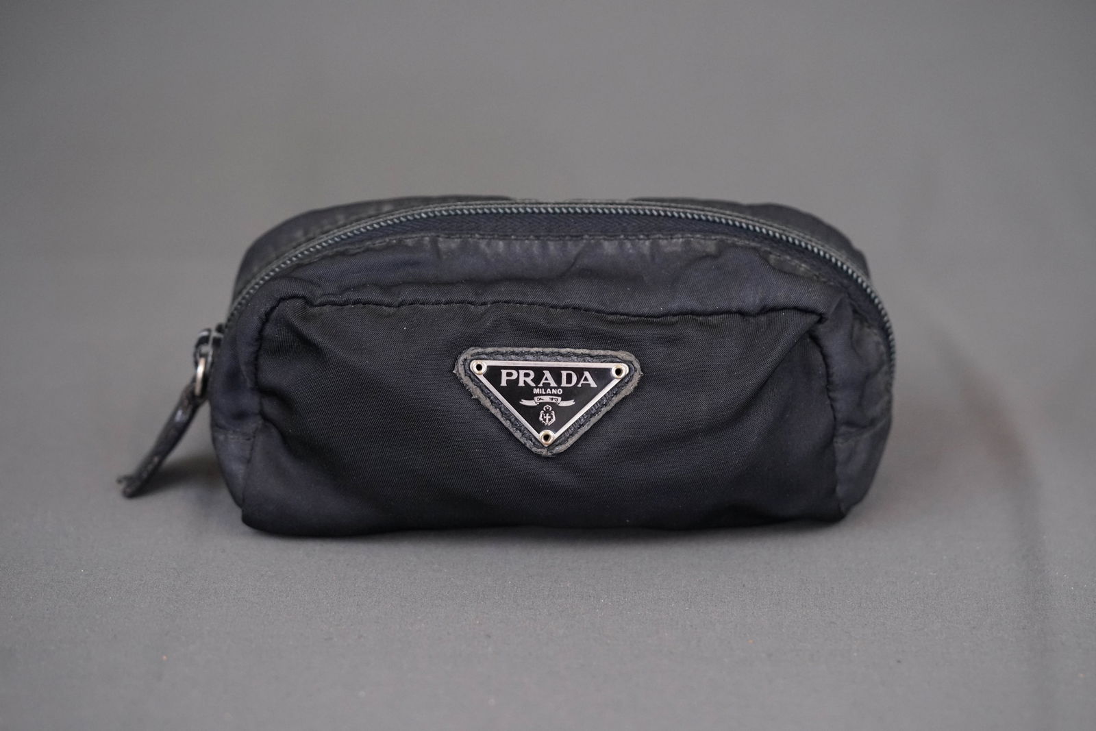 PRADA NYLON POUCH (1 of 6)