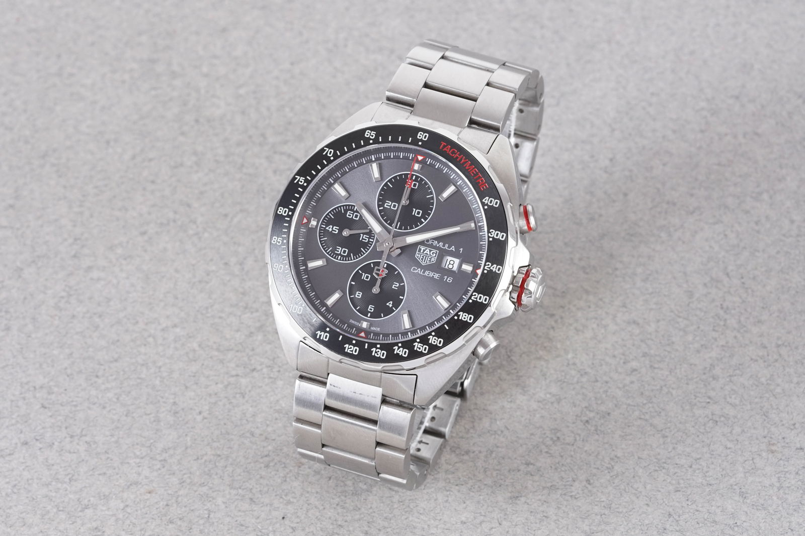 TAG HEUER FORMULA 1 CALIBRE 16 AUTOMATIC CHRONOGRAPH W/ BOX & GUARANTEE PAPERS REF. CAZ2012 CIRCA 20 - 2