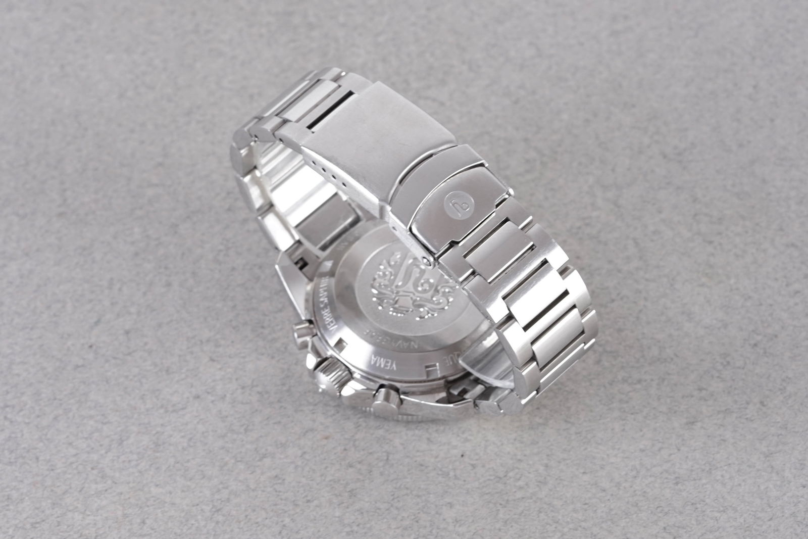 YEMA AUTOMATIC CHRONOGRAPH W/ BOX & GUARANTEE PAPERS REF. YNAV22CH.EN-AMS CIRCA 2023 - 4