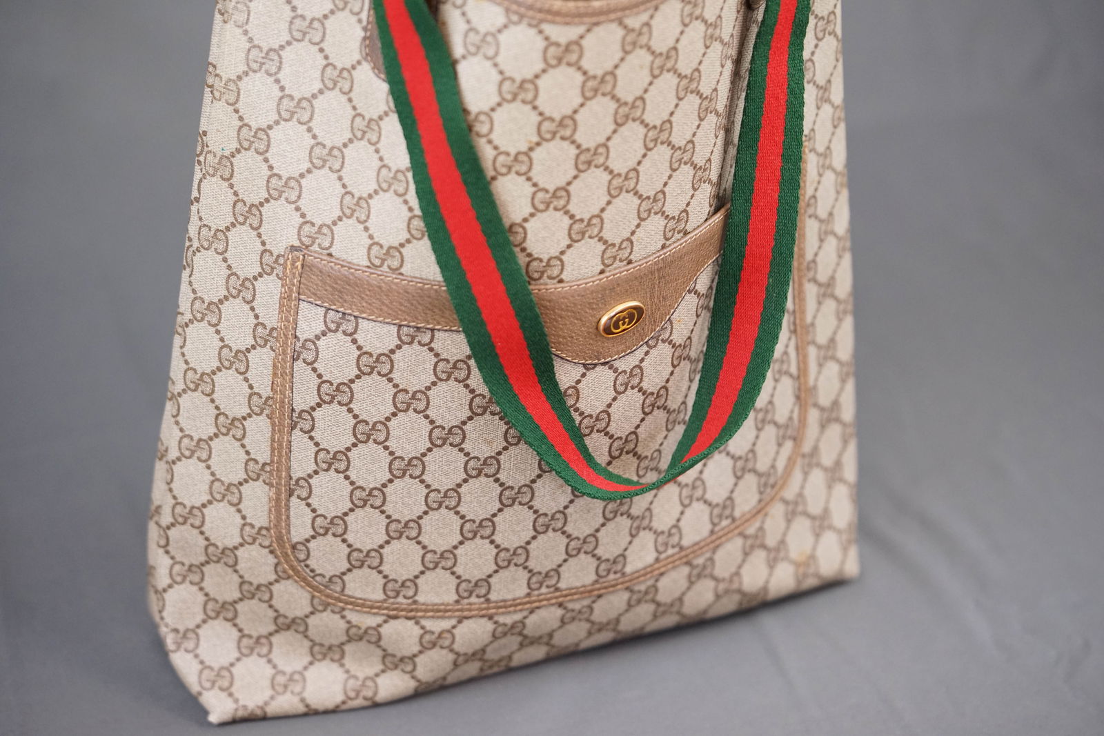 GUCCI MONOGRAM HANDBAG - 2