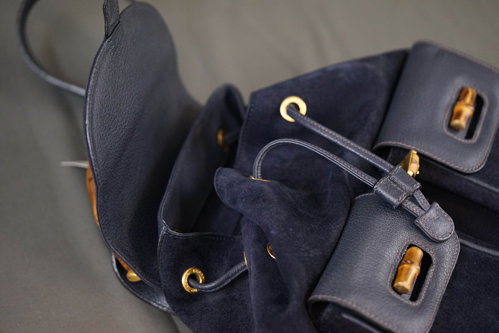 GUCCI BAMBOO BACKPACK SUEDE 0016 NAVY - 14