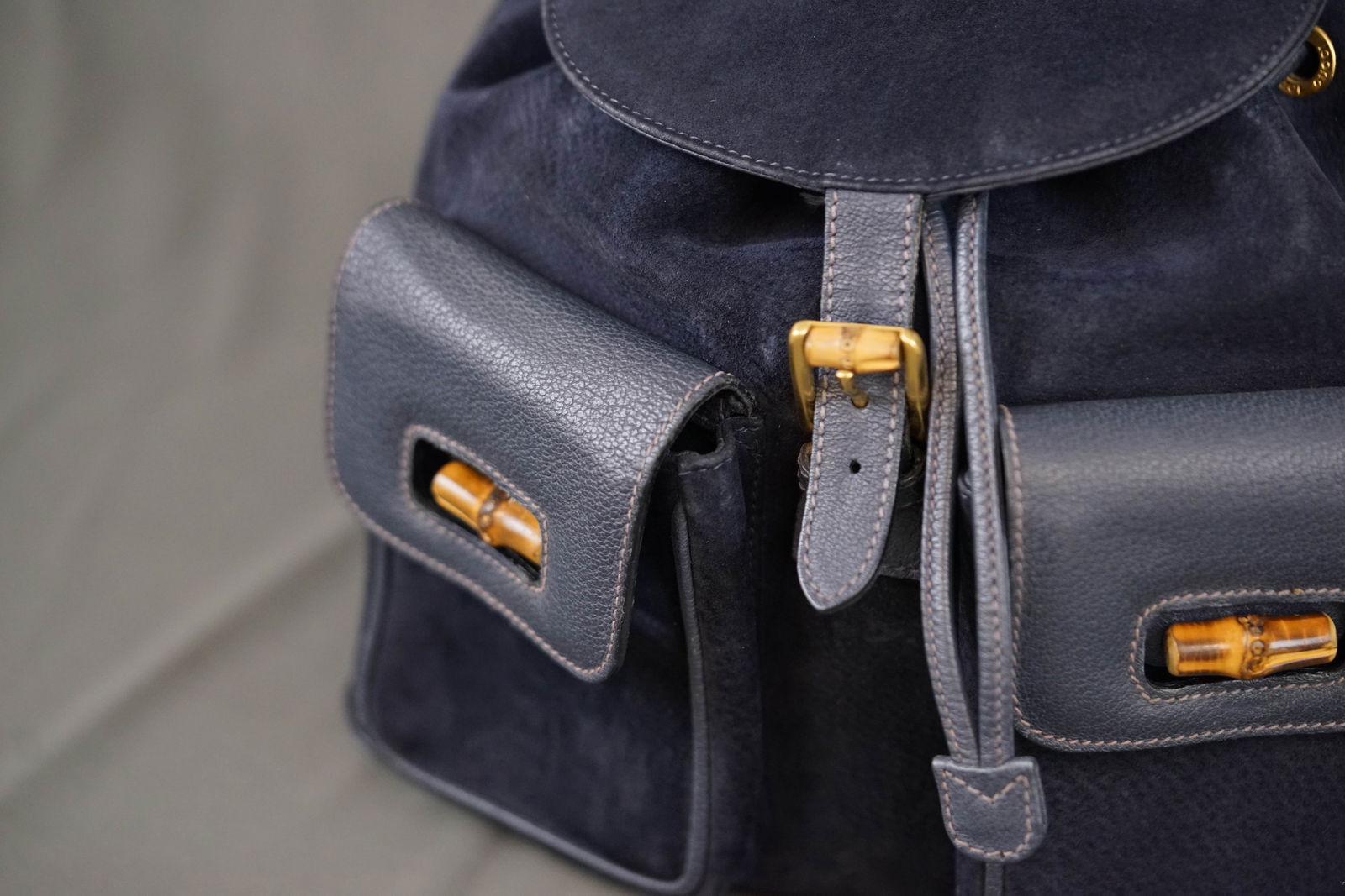 GUCCI BAMBOO BACKPACK SUEDE 0016 NAVY - 4