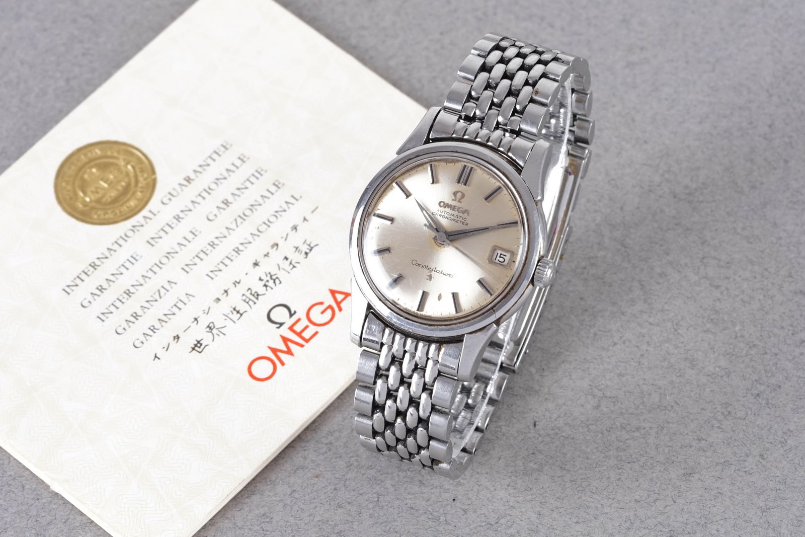 OMEGA CONSTELLATION DATE AUTOMATIC CHRONOMETER W/ BOX & GUARANTEE PAPERS REF. 14393 CIRCA 1965 - 2