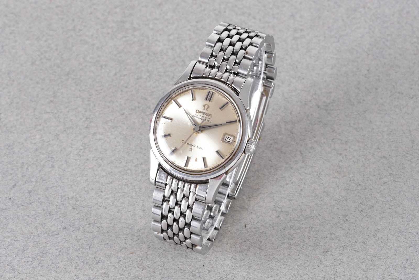 OMEGA CONSTELLATION DATE AUTOMATIC CHRONOMETER W/ BOX & GUARANTEE PAPERS REF. 14393 CIRCA 1965 - 3