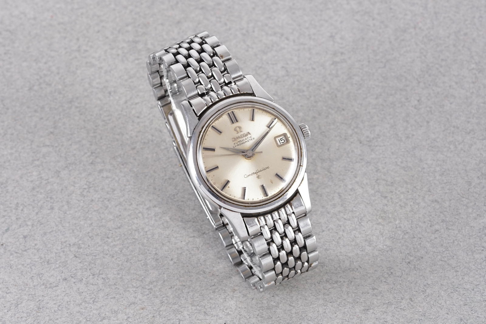 OMEGA CONSTELLATION DATE AUTOMATIC CHRONOMETER W/ BOX & GUARANTEE PAPERS REF. 14393 CIRCA 1965 - 4