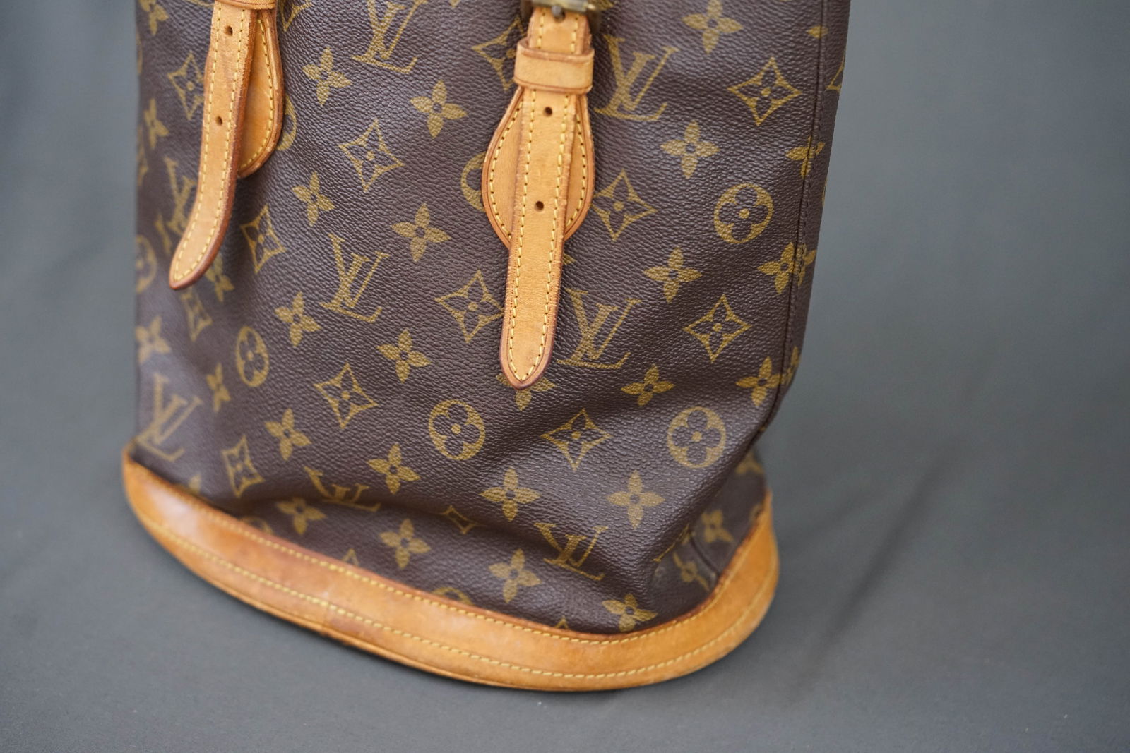 LOUIS VUITTON MONOGRAM BUCKET PM SHOULDER BAG M42238 - 3
